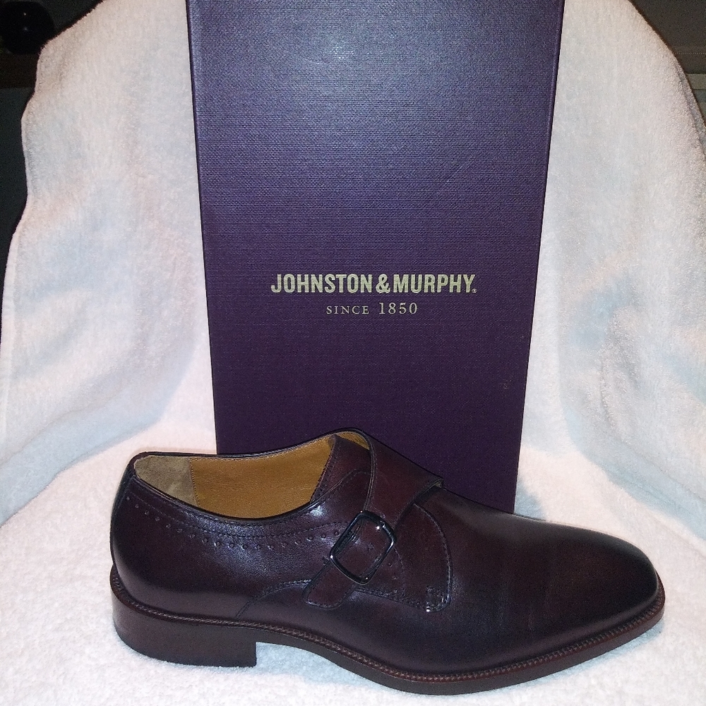 Mens Johnston and Murphy dress shoes